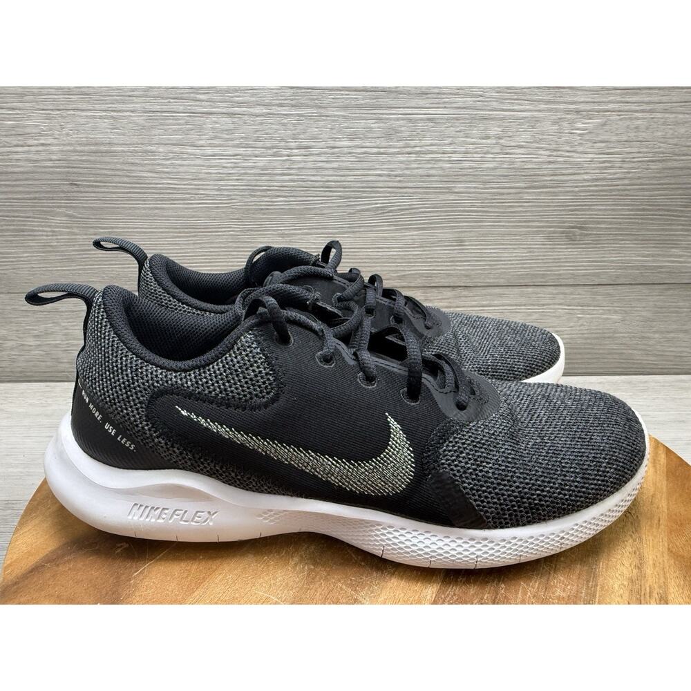 Nike Flex Experience 11 Running Shoes Black and White Womens 9. W